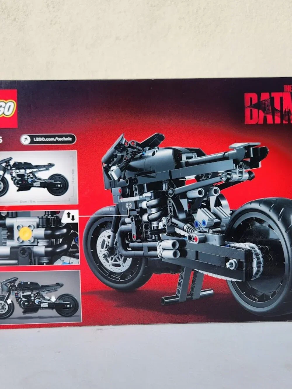 NEW LEGO Technic Batman BATCYCLE Set 42155 Motorcycle Collectible Toy Model Buil